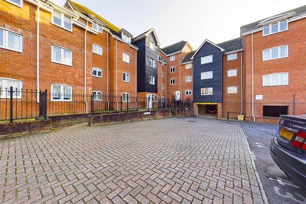 Priory Avenue, Southampton 18890048 Waterside Properties