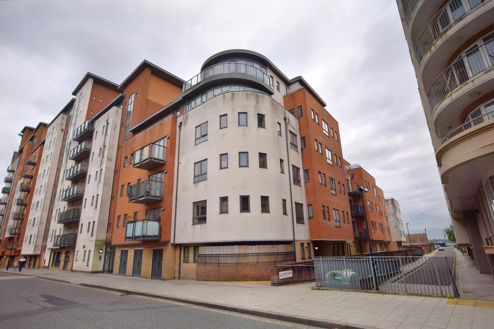 Lower Canal Walk, Southampton 19191238 Waterside Properties