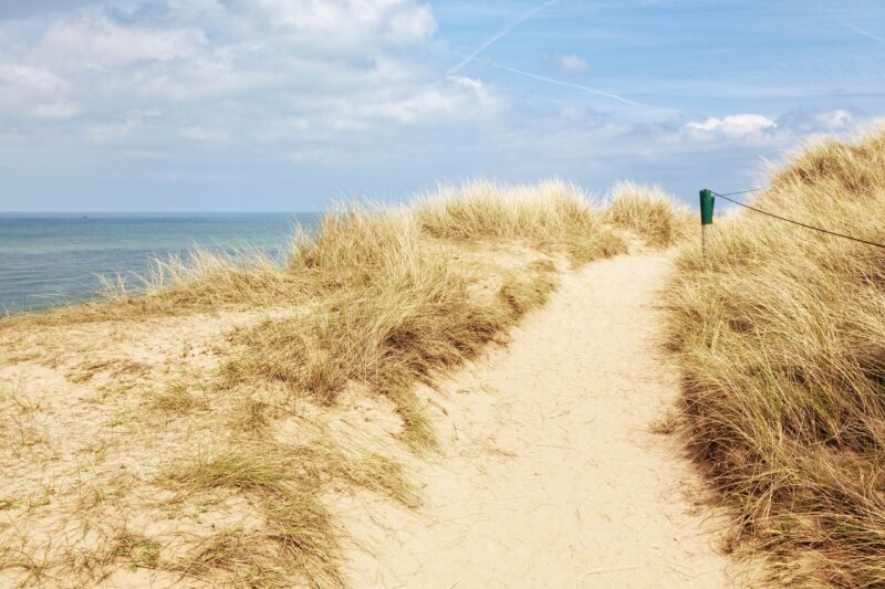 Coast foot path