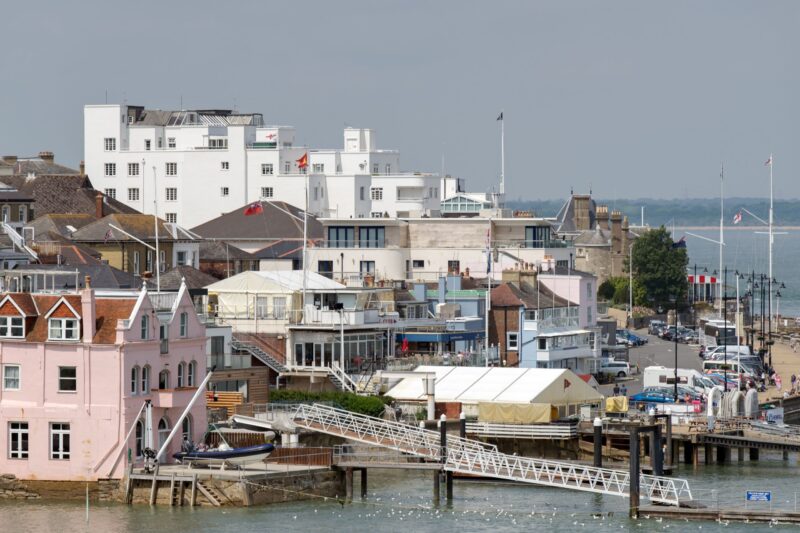 Island Sailing Club Cowes